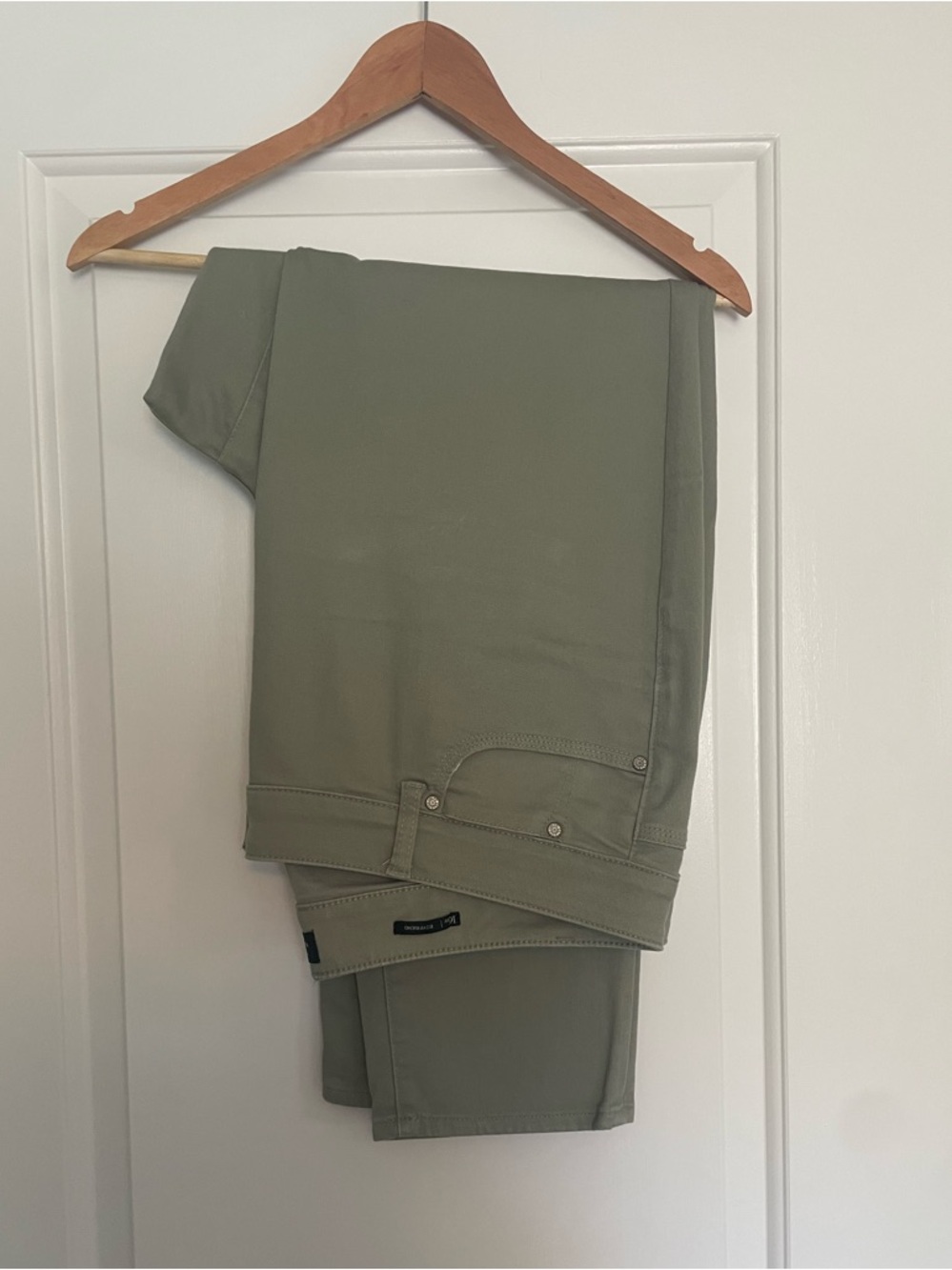 Talbots 5-pockets boyfriend jeans in soft army green (size 16W)